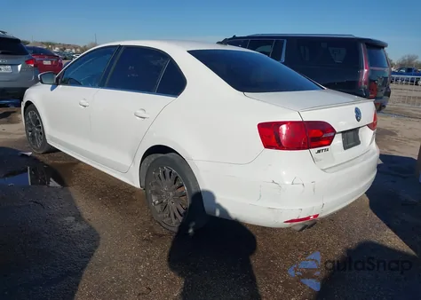 2013 Volkswagen Jetta 2.5L Sel z USA, uszkodzony, nr VIN 3VWLX7AJ5DM431992